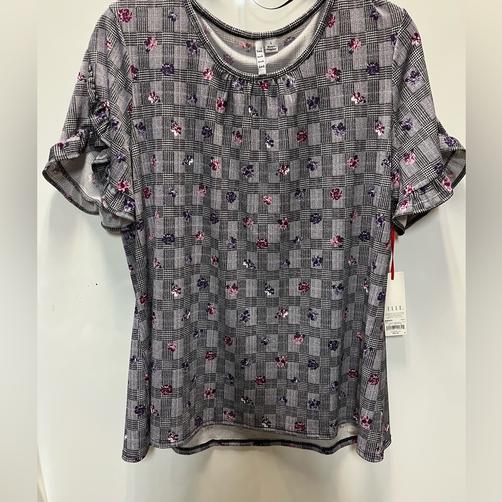 Women’s dress shirt